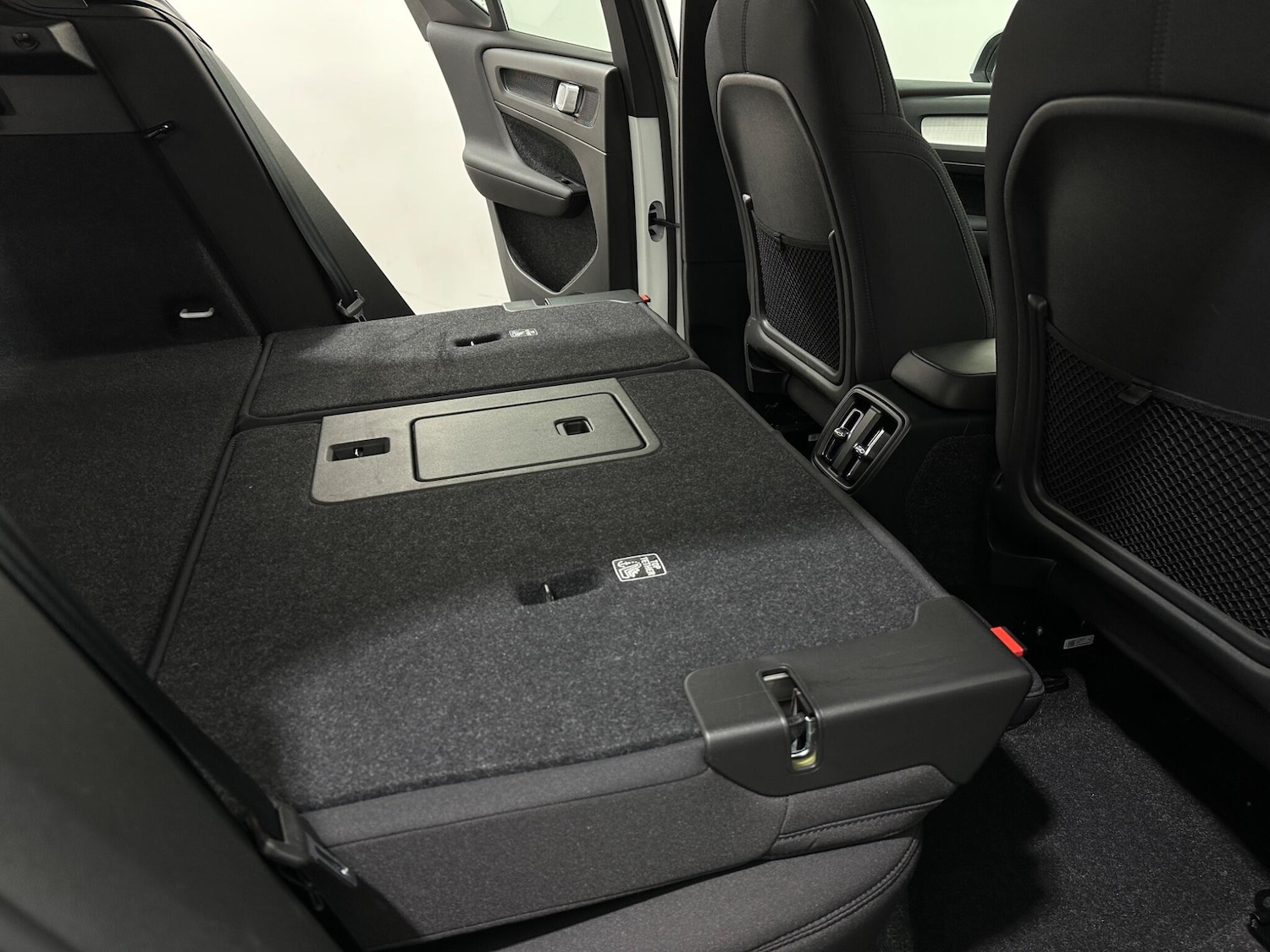 Used Volvo XC40 2020 for sale - 77440782: Photo 46