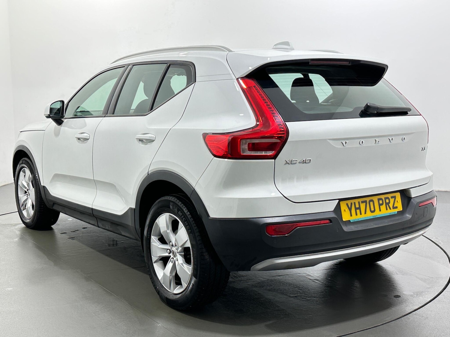 Used Volvo XC40 2020 for sale - 77440782: Photo 6