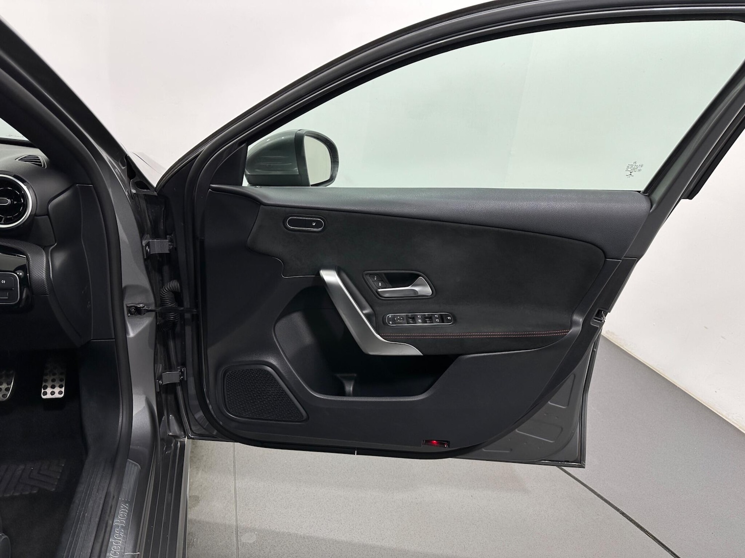 Used Mercedes-Benz A-Class 2020 for sale - 77359269: Photo 35