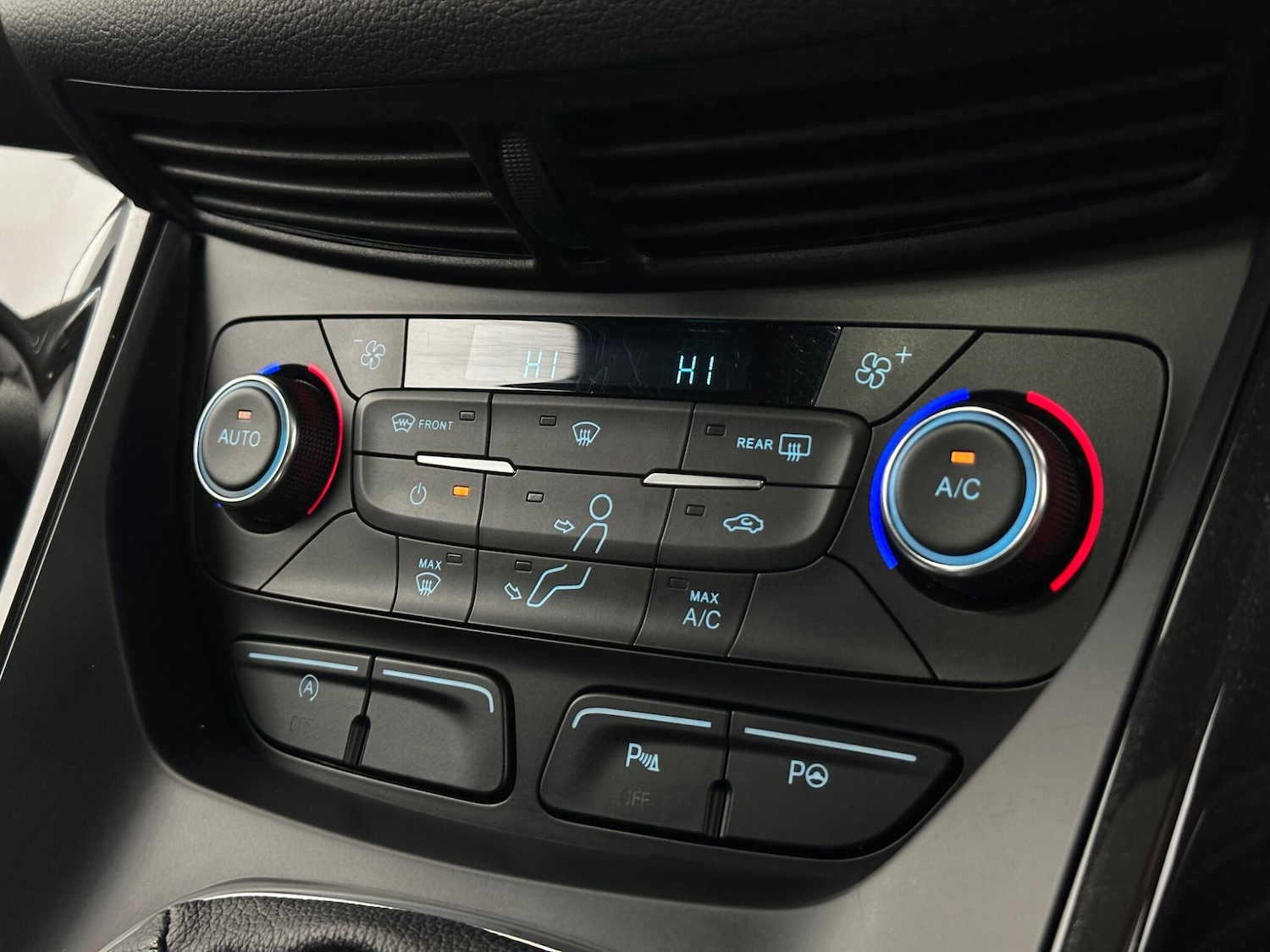 Used Ford Kuga 2019 for sale - 76878669: Photo 20