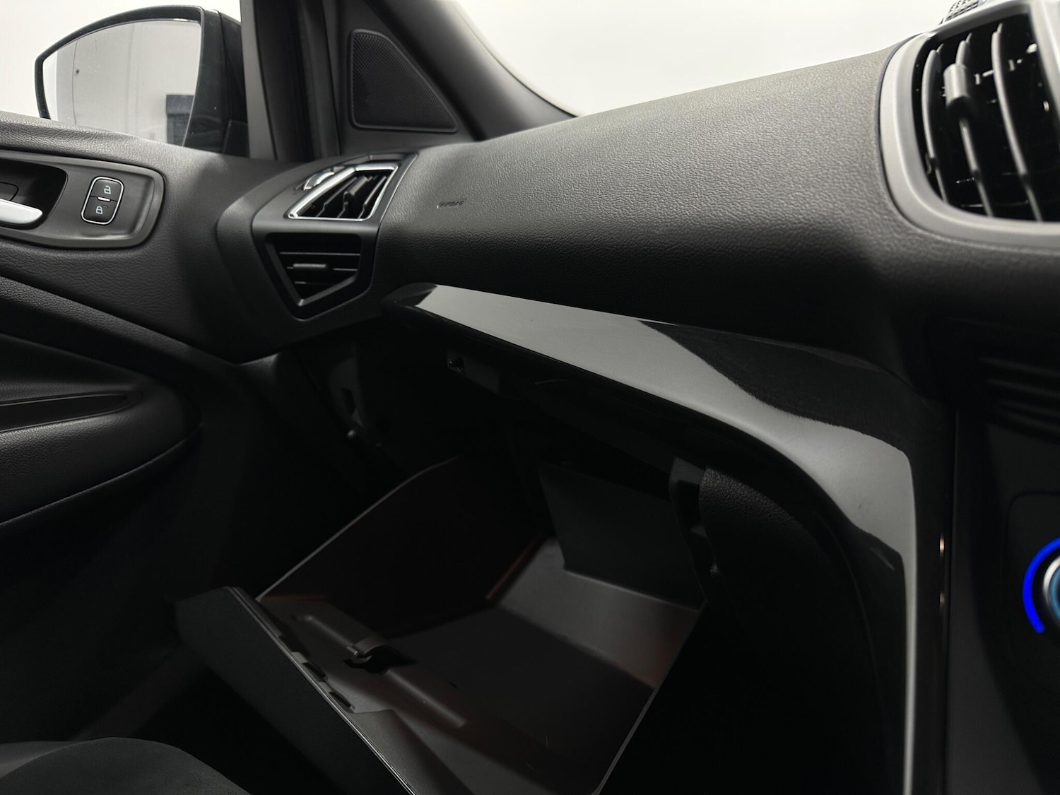 Used Ford Kuga 2019 for sale - 76878669: Photo 26