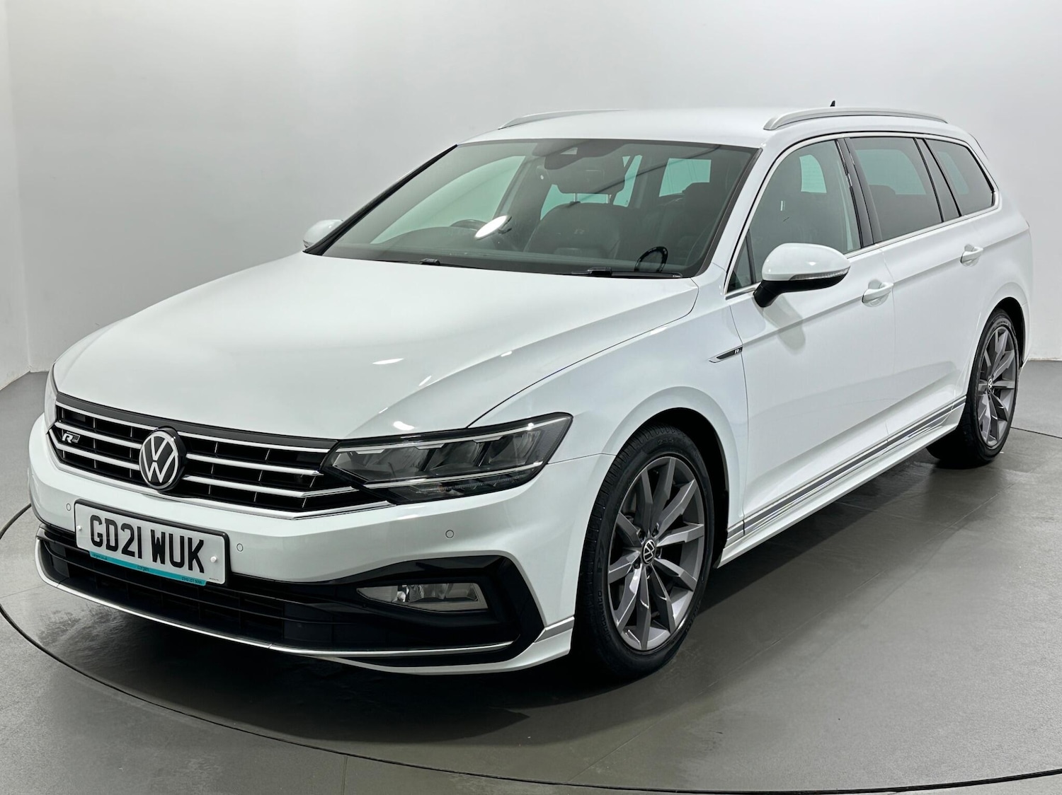Used Volkswagen Passat 2021 for sale - 77550199: Photo 4