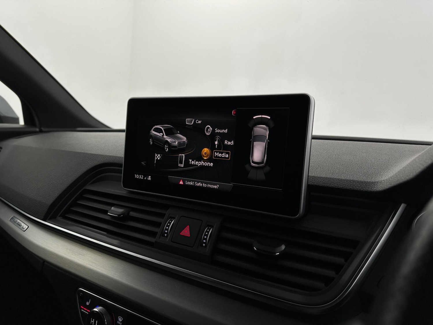 Used Audi Q5 2018 for sale - 77054009: Photo 24