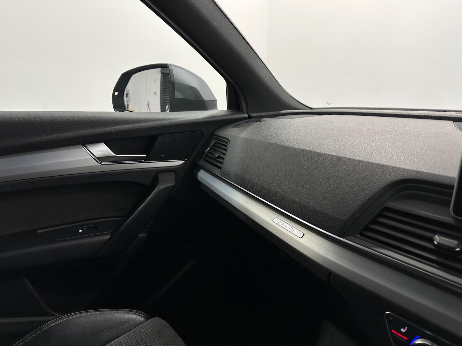 Used Audi Q5 2018 for sale - 77054009: Photo 27