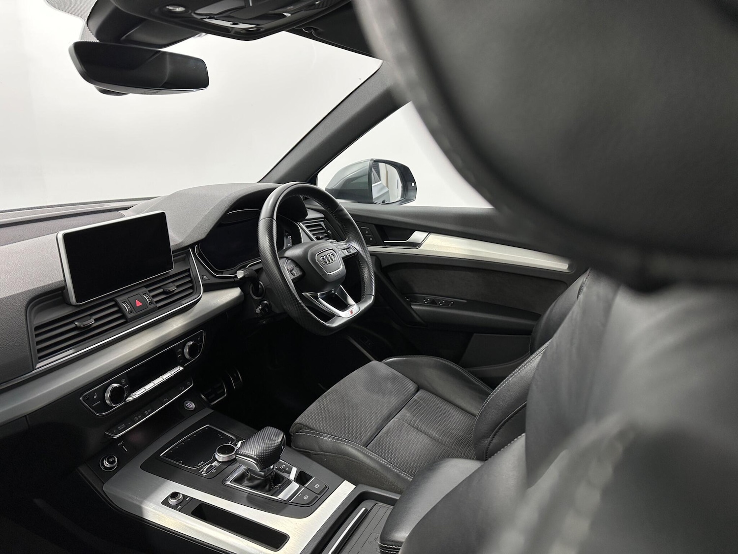 Used Audi Q5 2018 for sale - 77054009: Photo 30