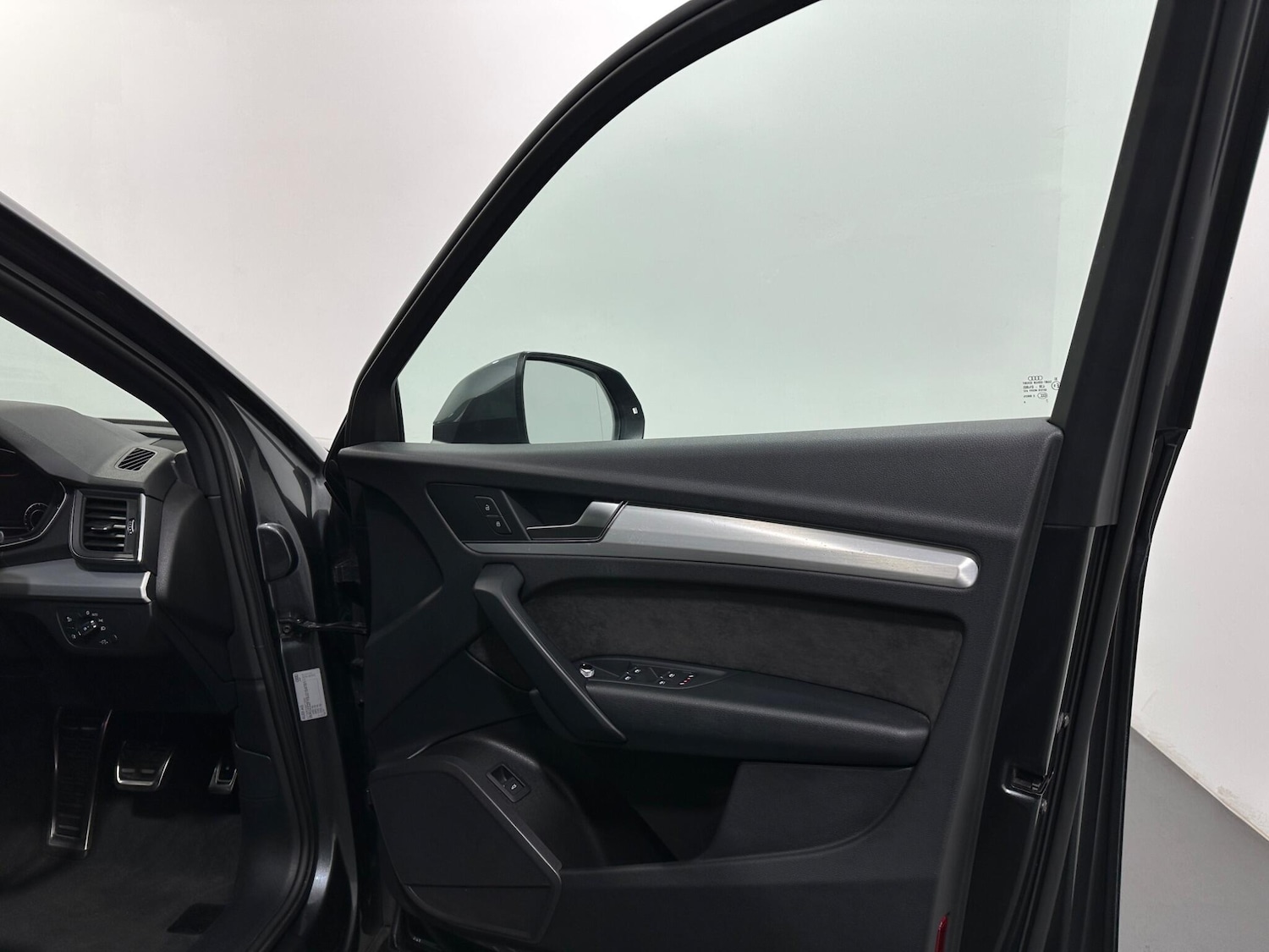 Used Audi Q5 2018 for sale - 77054009: Photo 34