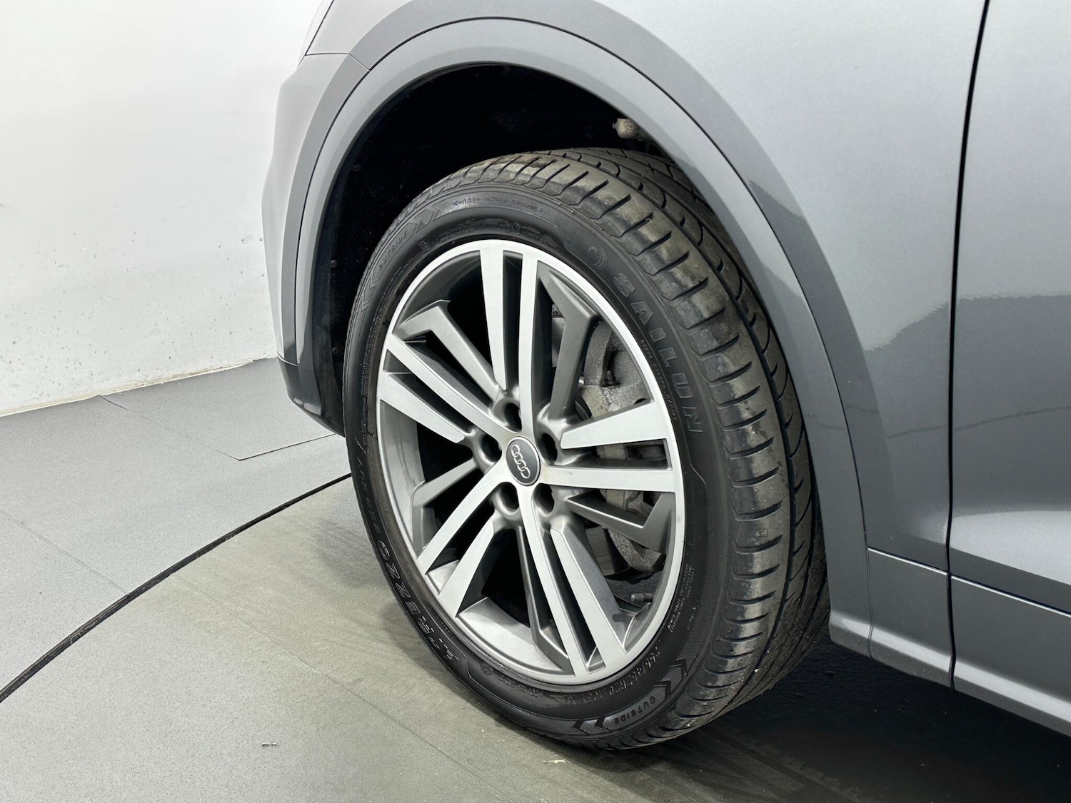 Used Audi Q5 2018 for sale - 77054009: Photo 52