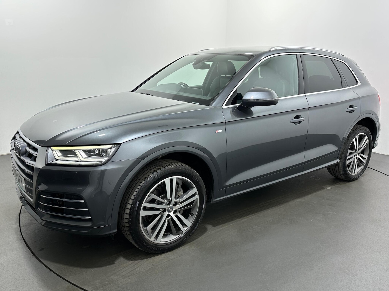 Used Audi Q5 2018 for sale - 77054009: Photo 55