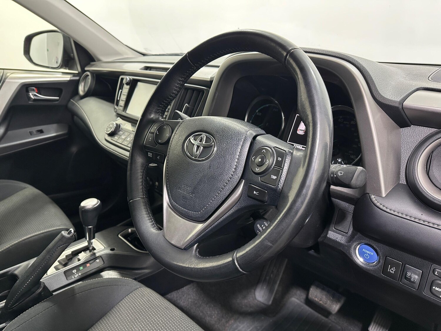 Used Toyota RAV4 2018 for sale - 77479166: Photo 11