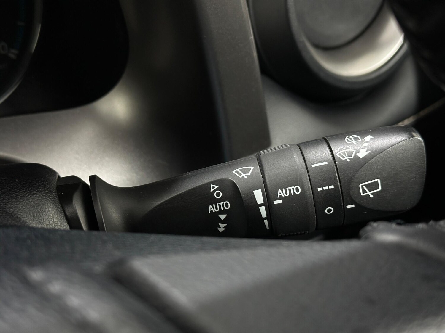 Used Toyota RAV4 2018 for sale - 77479166: Photo 16