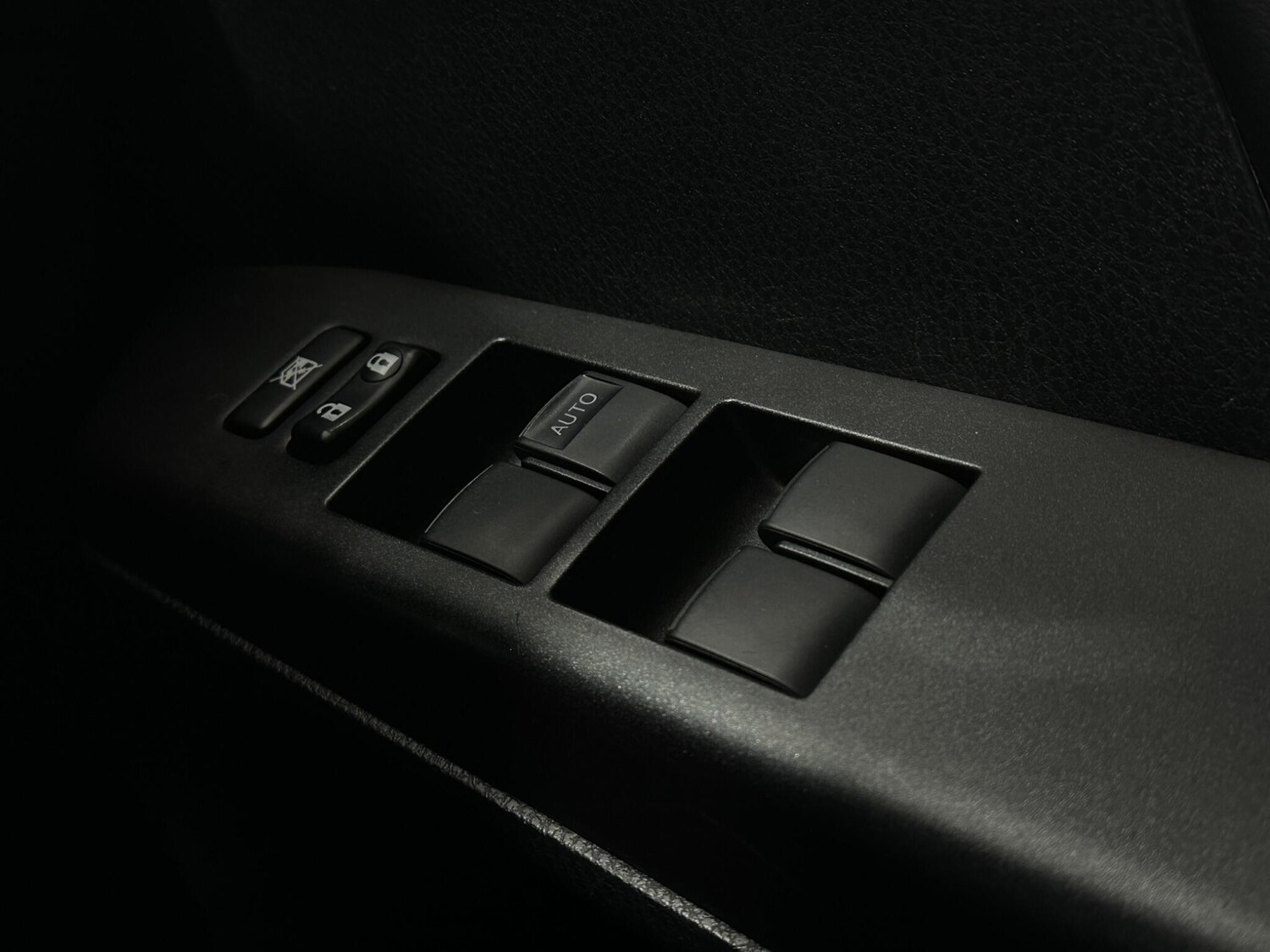 Used Toyota RAV4 2018 for sale - 77479166: Photo 18