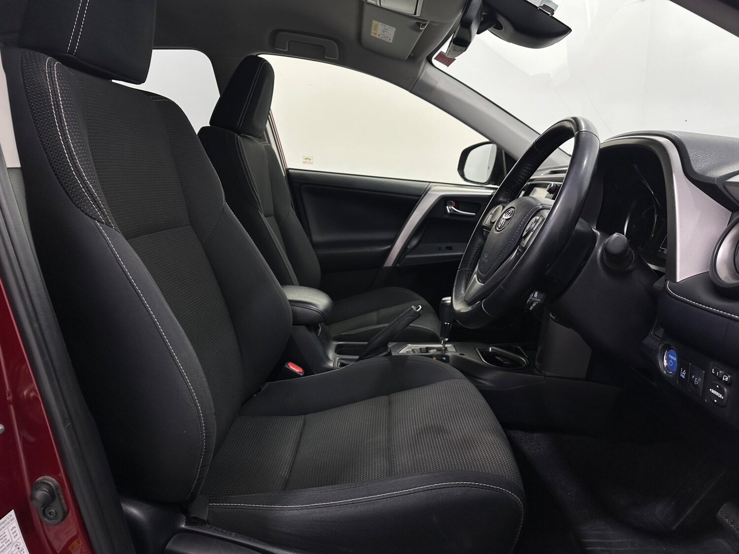 Used Toyota RAV4 2018 for sale - 77479166: Photo 28