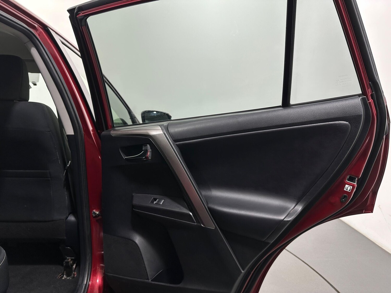 Used Toyota RAV4 2018 for sale - 77479166: Photo 41