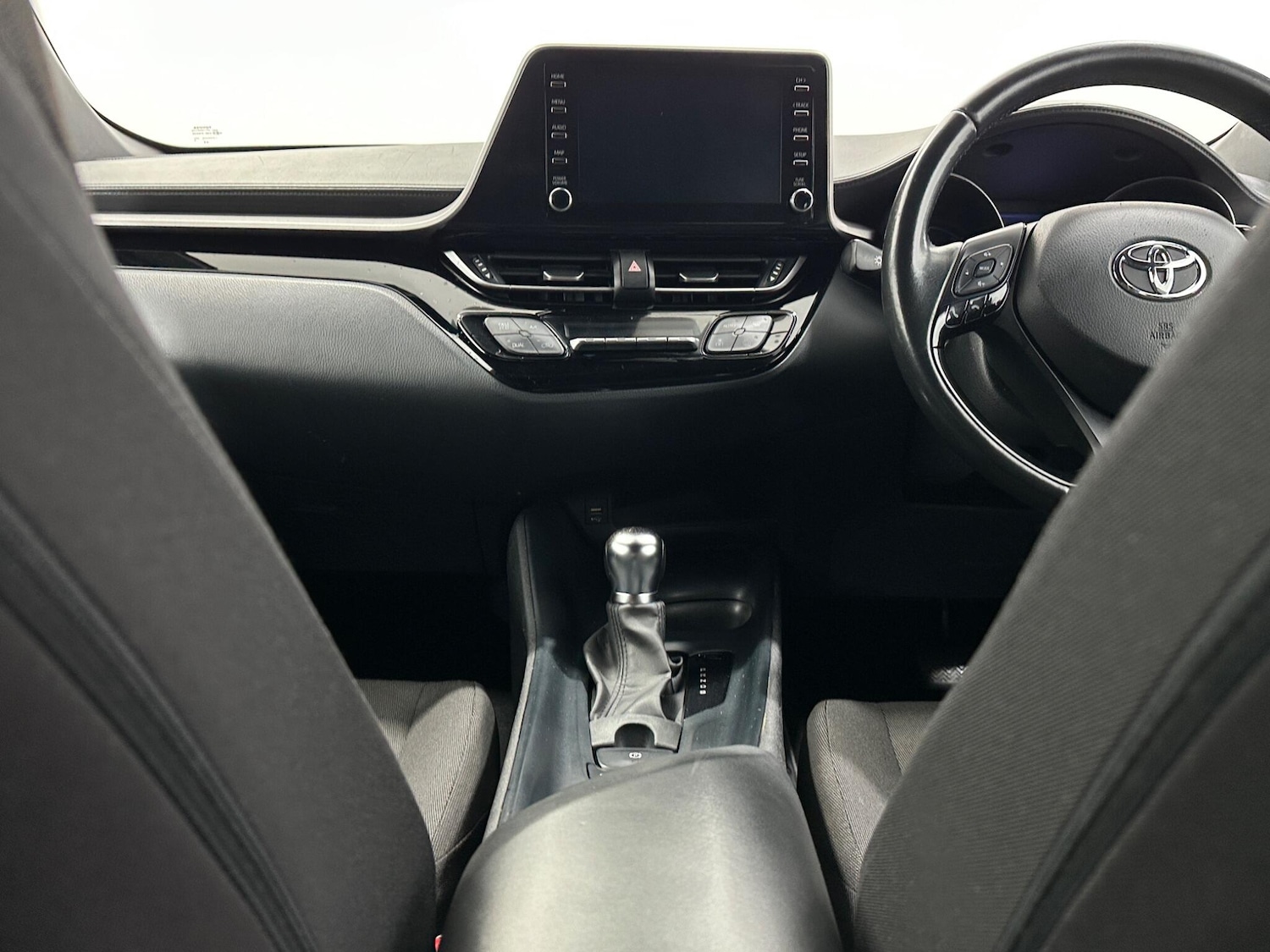 Used Toyota C-HR 2022 for sale - 76878450: Photo 19