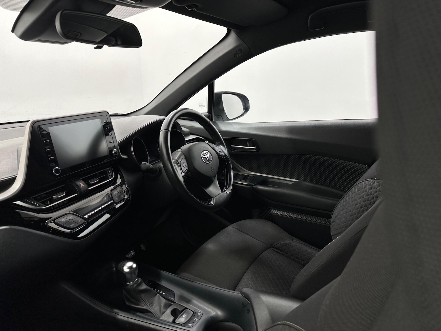 Used Toyota C-HR 2022 for sale - 76878450: Photo 27