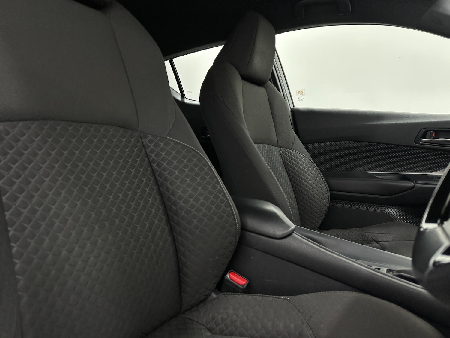 Used Toyota C-HR 2022 for sale - 76878450: Photo 29