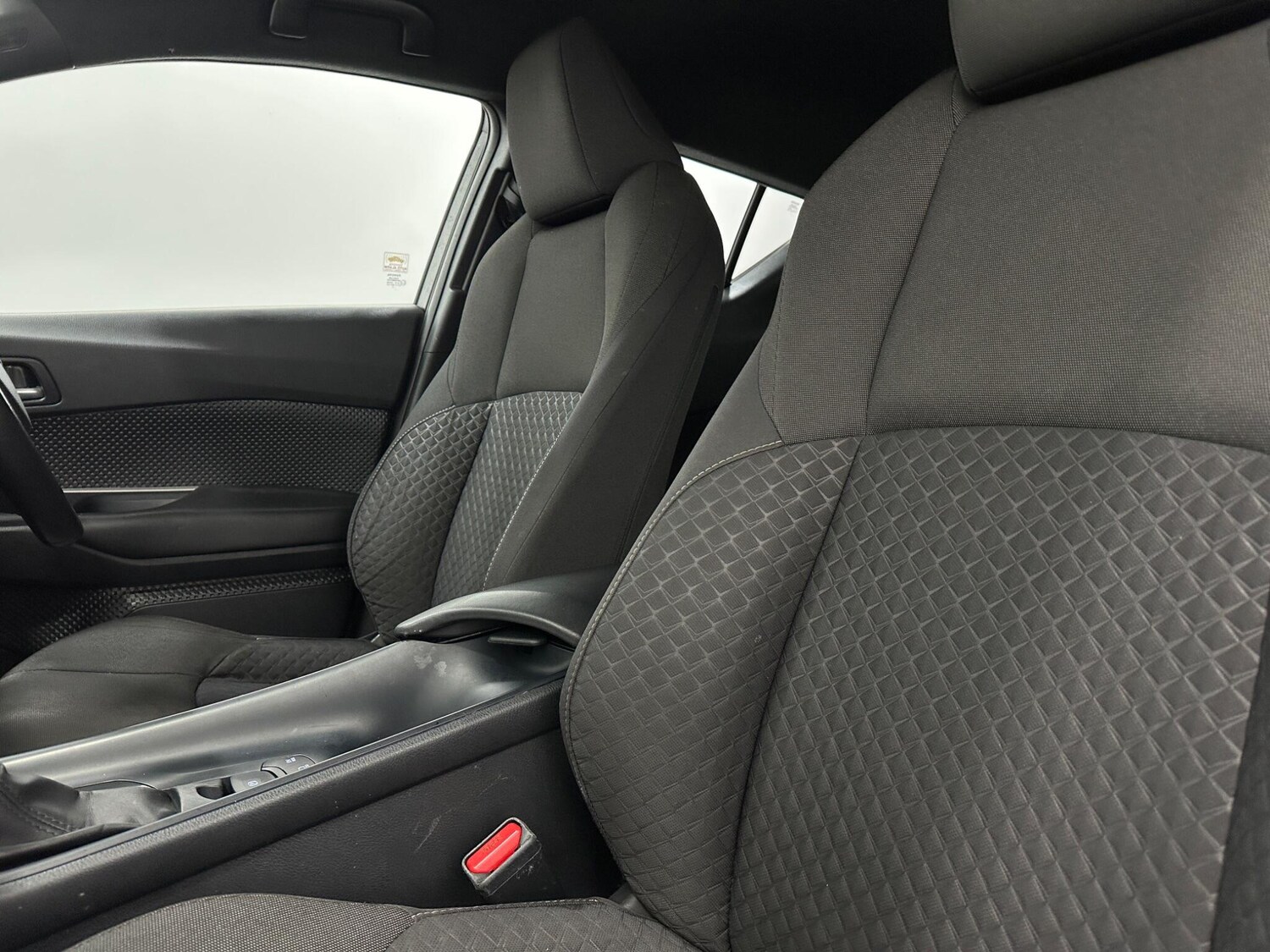 Used Toyota C-HR 2022 for sale - 76878450: Photo 33