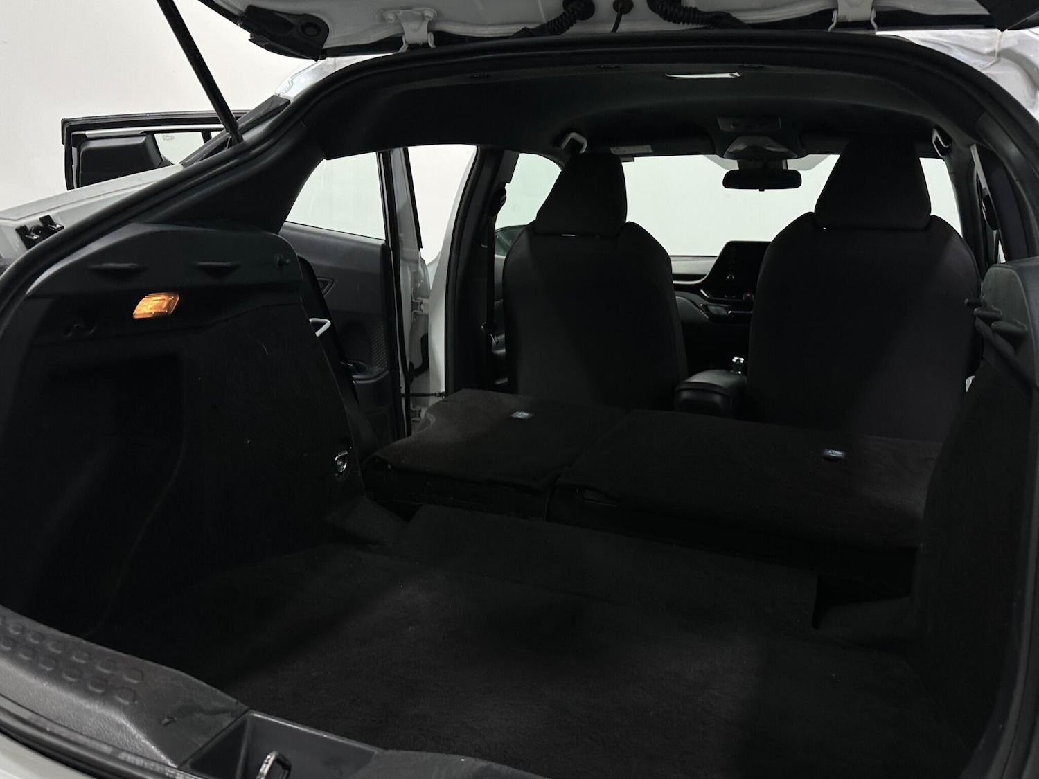 Used Toyota C-HR 2022 for sale - 76878450: Photo 43