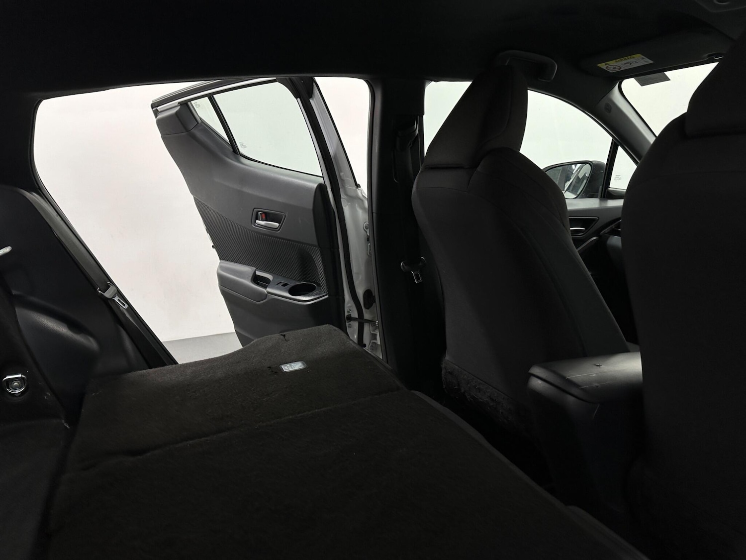 Used Toyota C-HR 2022 for sale - 76878450: Photo 44