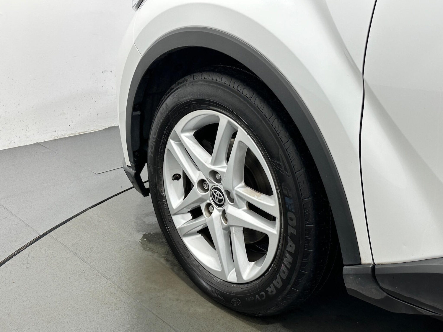 Used Toyota C-HR 2022 for sale - 76878450: Photo 48