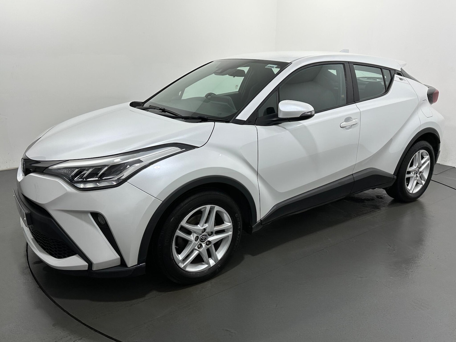 Used Toyota C-HR 2022 for sale - 76878450: Photo 51