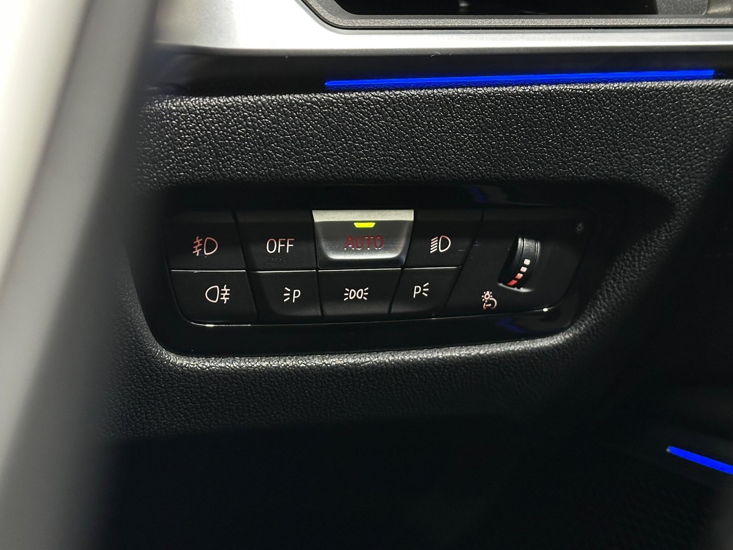 Used BMW 3 Series 2020 for sale - 76878540: Photo 17