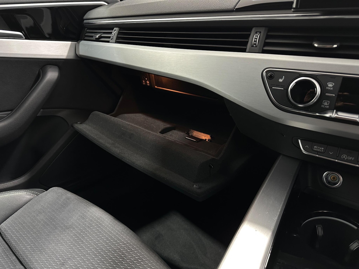 Used Audi A4 2022 for sale - 77586696: Photo 28