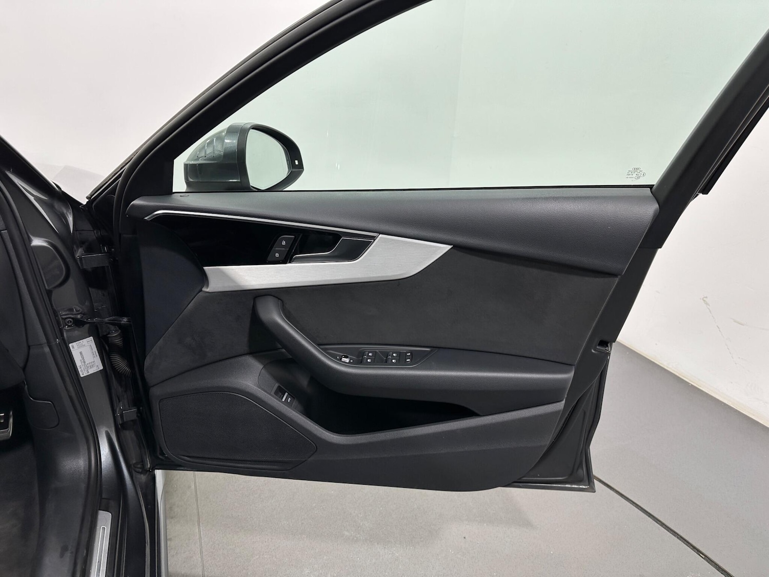 Used Audi A4 2022 for sale - 77586696: Photo 34