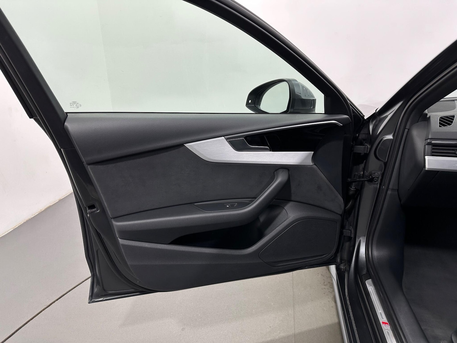 Used Audi A4 2022 for sale - 77586696: Photo 37