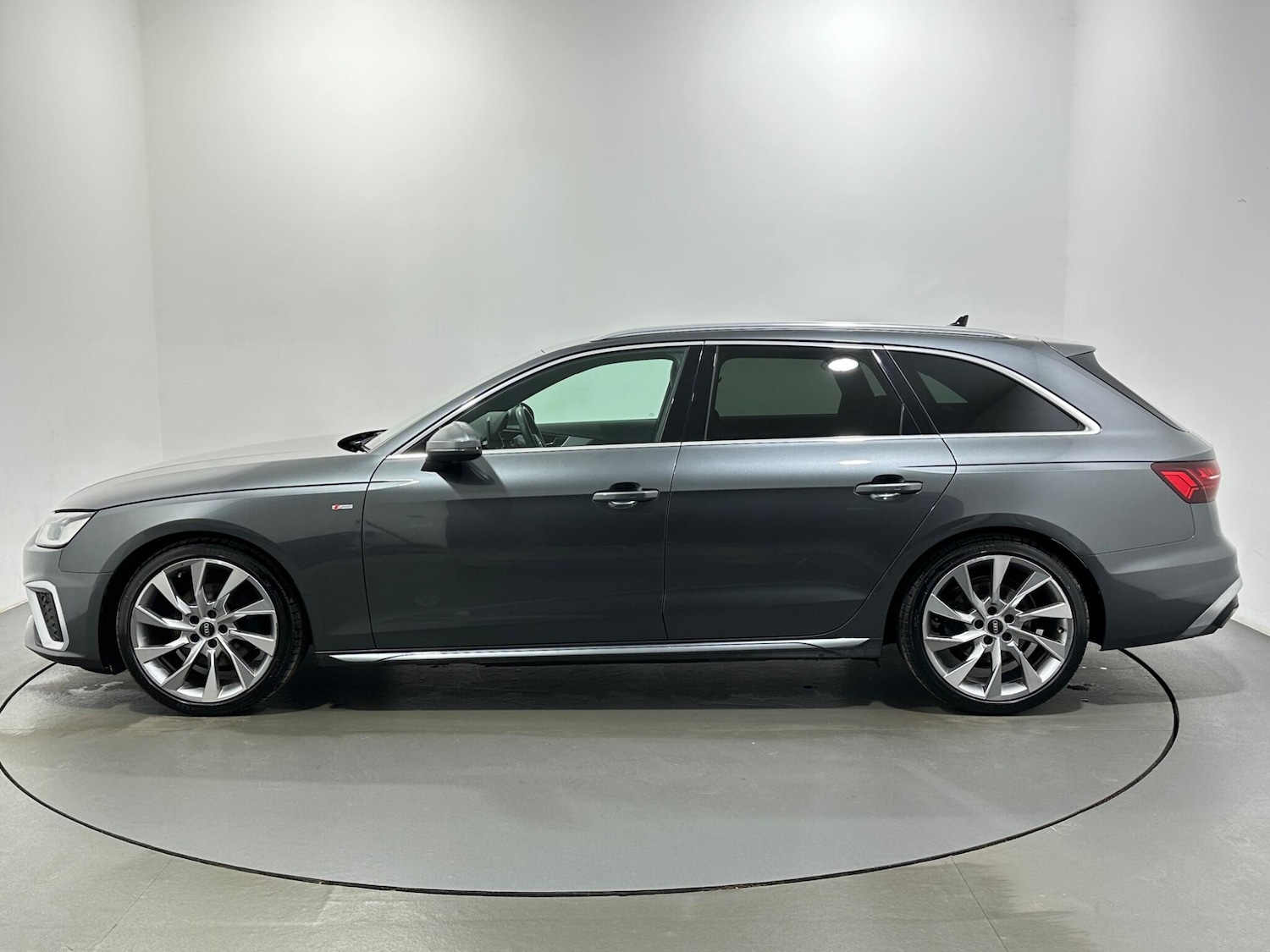 Used Audi A4 2022 for sale - 77586696: Photo 5