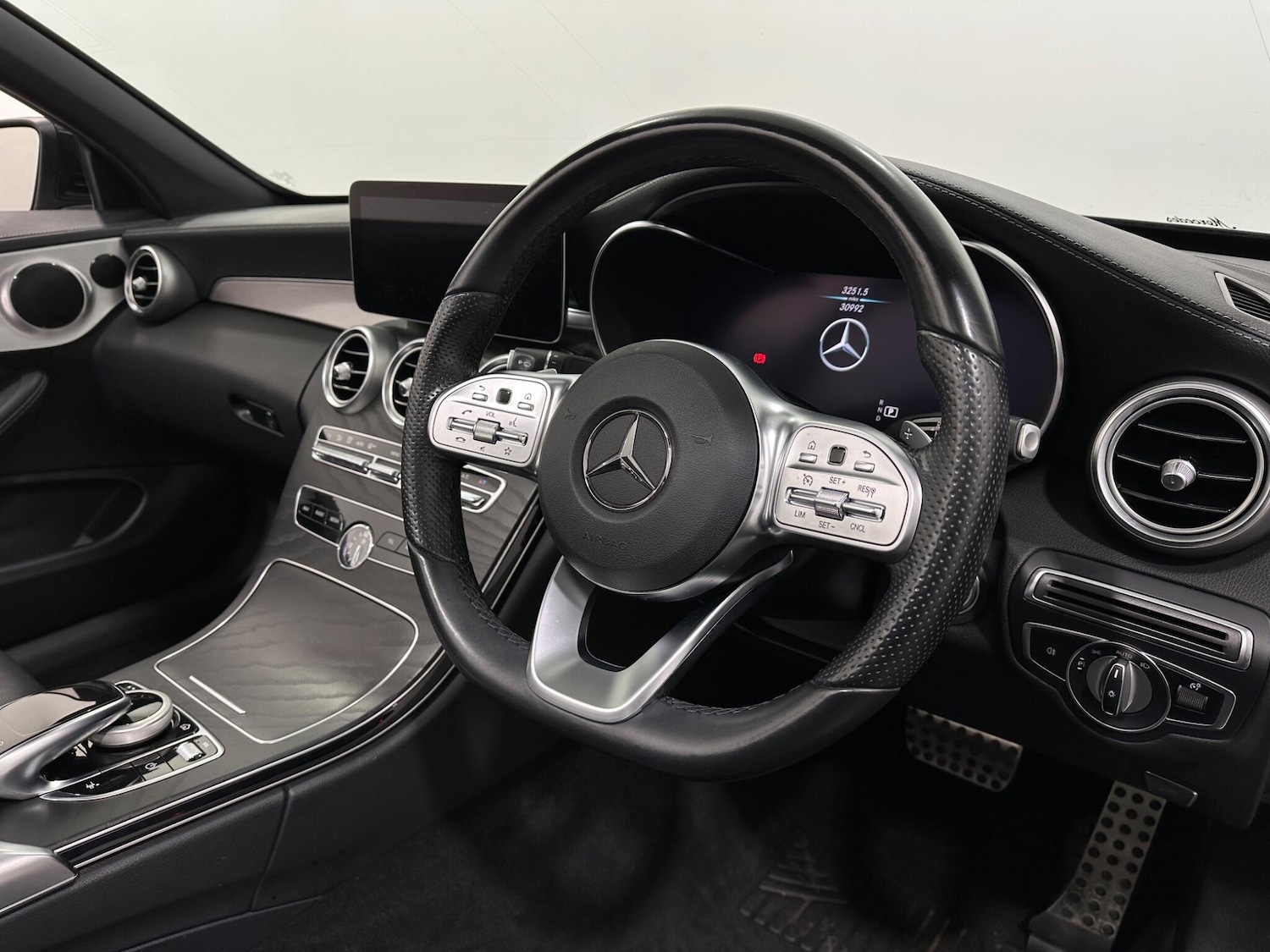 Used Mercedes-Benz C Class 2021 for sale - 76878604: Photo 10