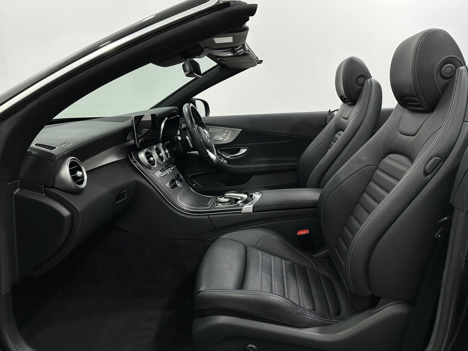 Used Mercedes-Benz C Class 2021 for sale - 76878604: Photo 35