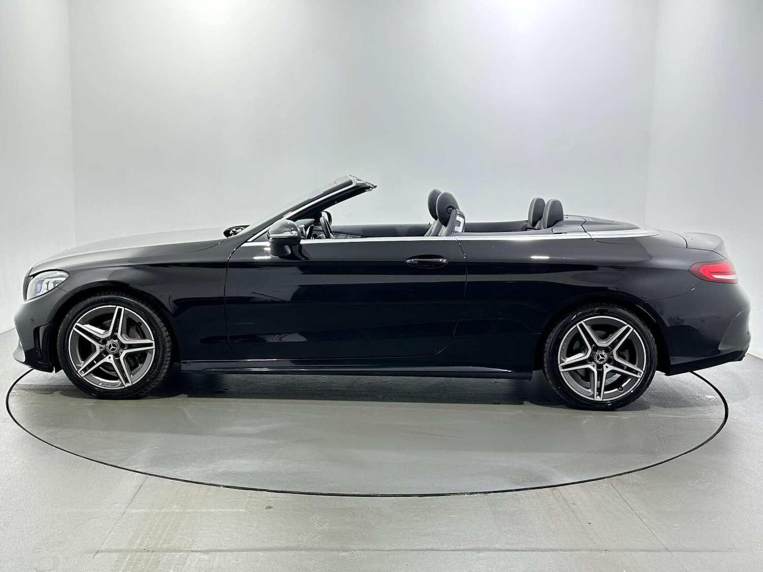 Used Mercedes-Benz C Class 2021 for sale - 76878604: Photo 5