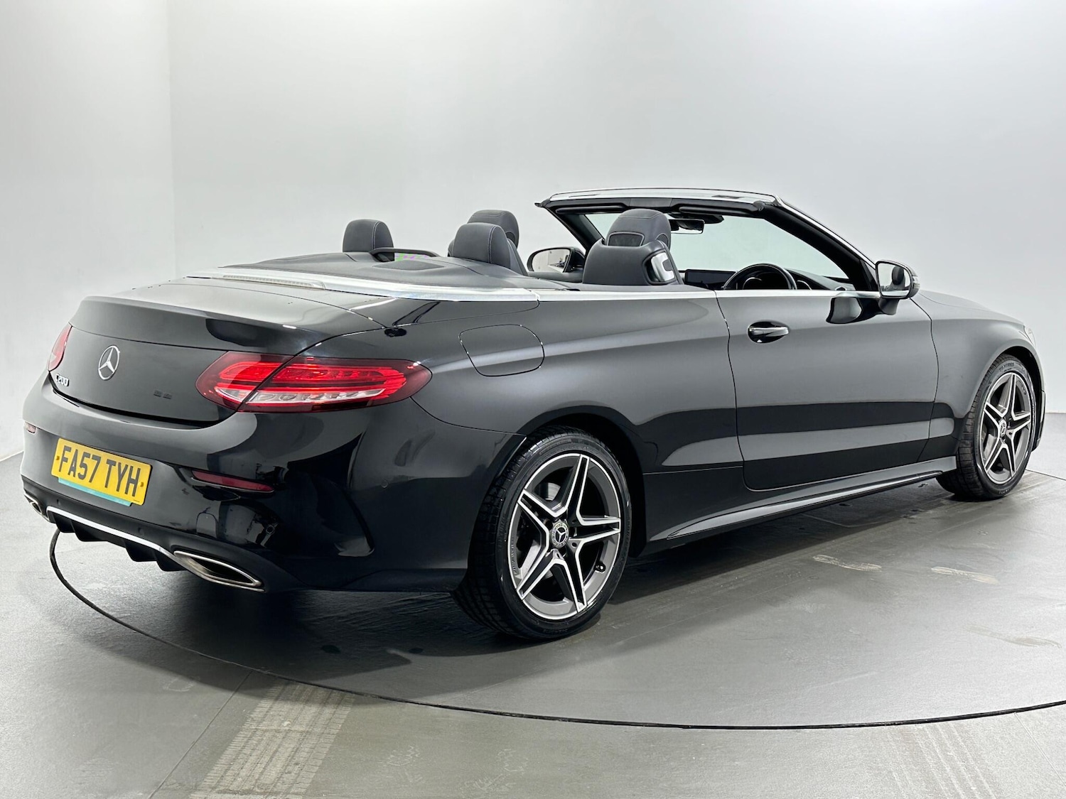 Used Mercedes-Benz C Class 2021 for sale - 76878604: Photo 8