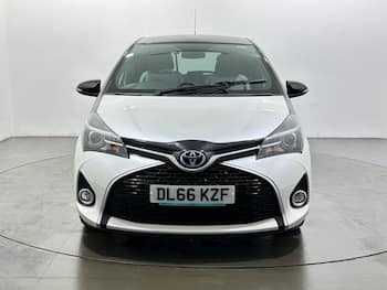 Used Toyota Yaris 2017 for sale - 79774753: Photo
