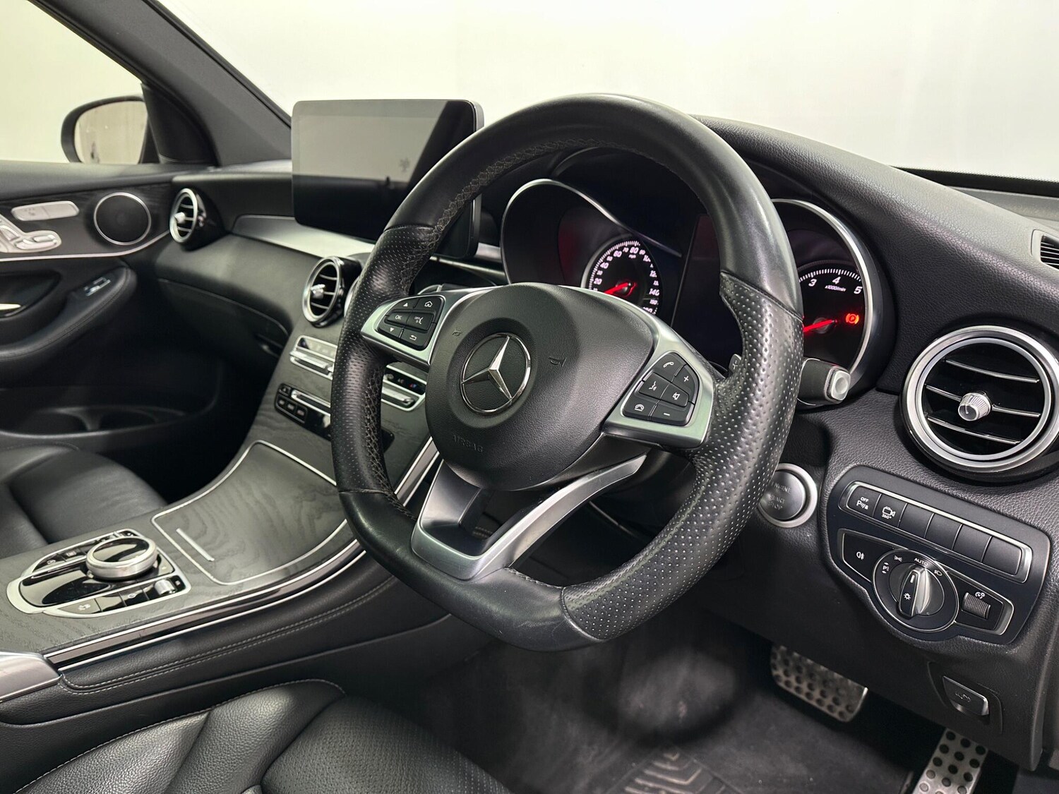 Used Mercedes-Benz GLC for sale - 77957551: Photo 10