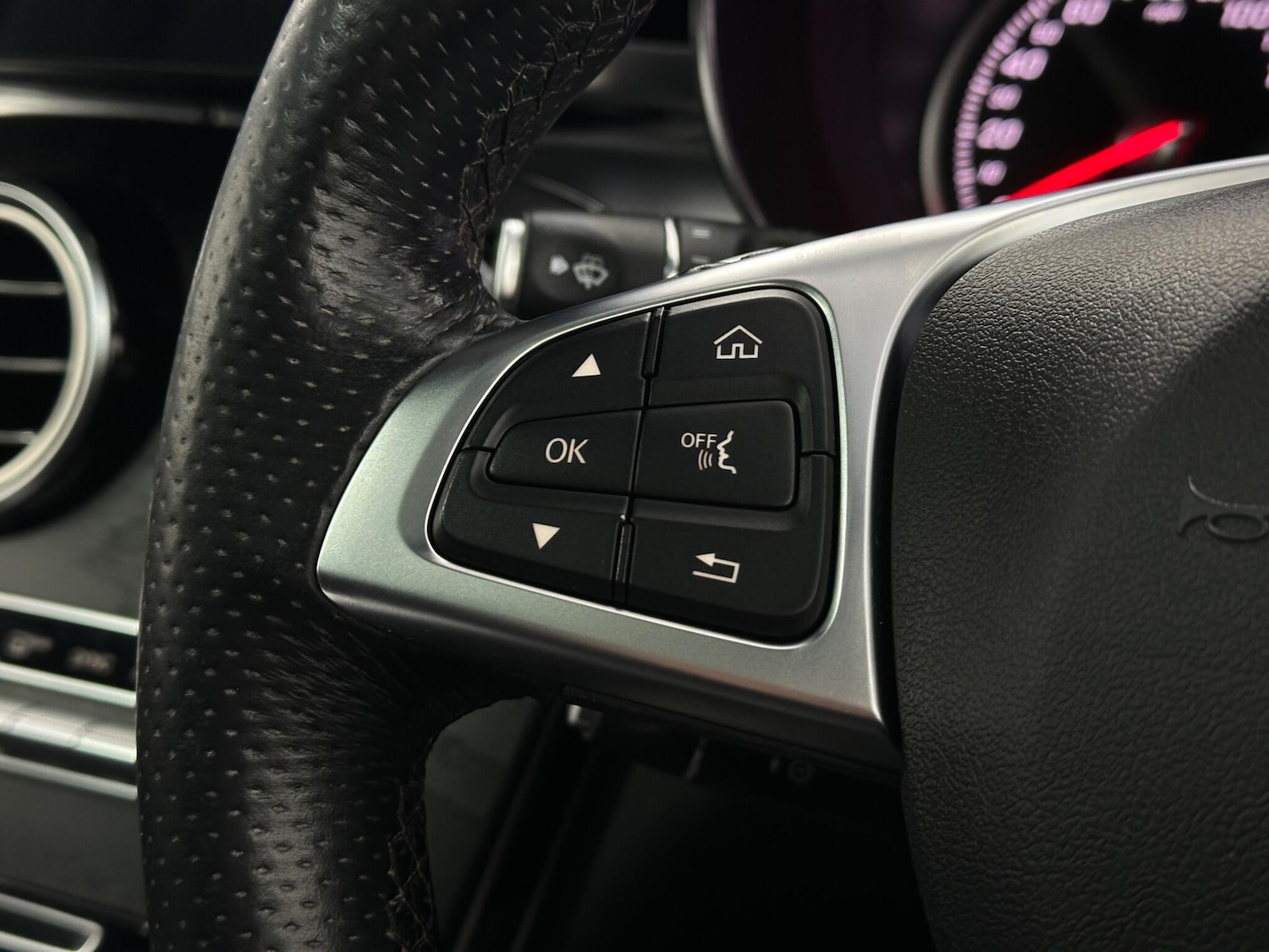 Used Mercedes-Benz GLC for sale - 77957551: Photo 14