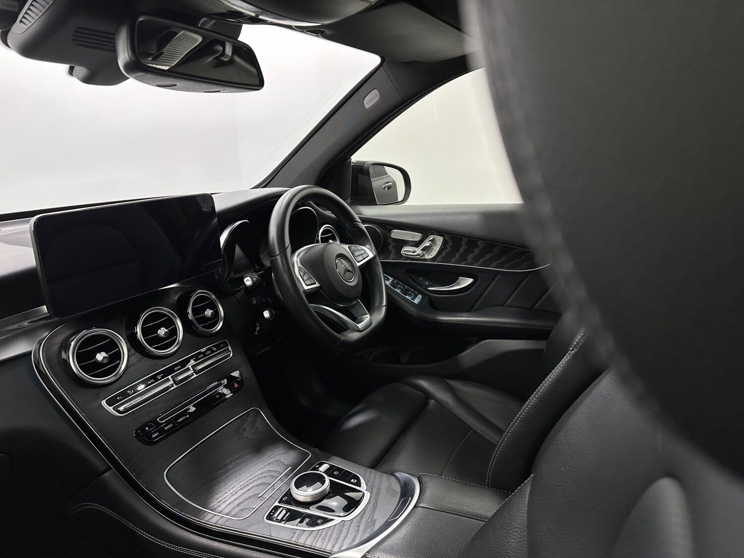 Used Mercedes-Benz GLC for sale - 77957551: Photo 30