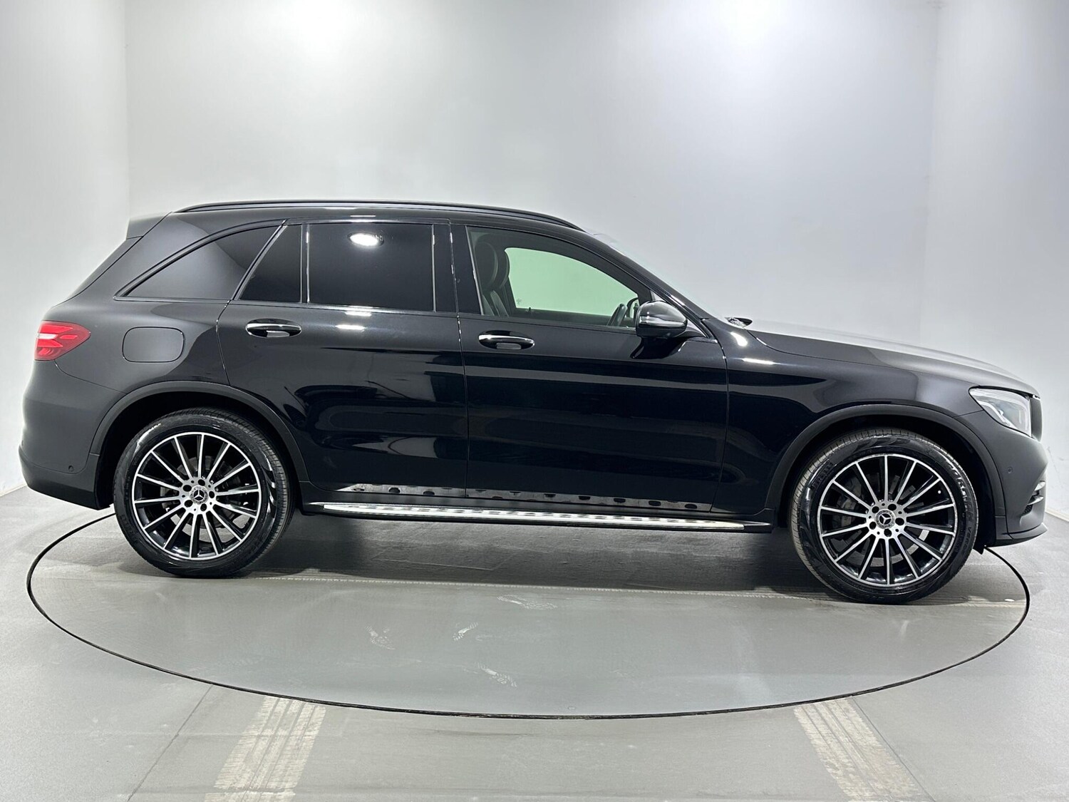 Used Mercedes-Benz GLC for sale - 77957551: Photo 9