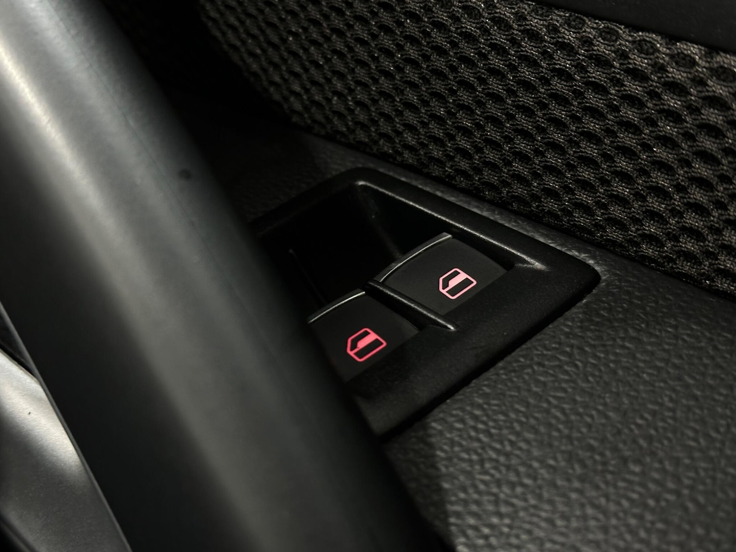 Used Volkswagen Scirocco 2018 for sale - 76878518: Photo 18