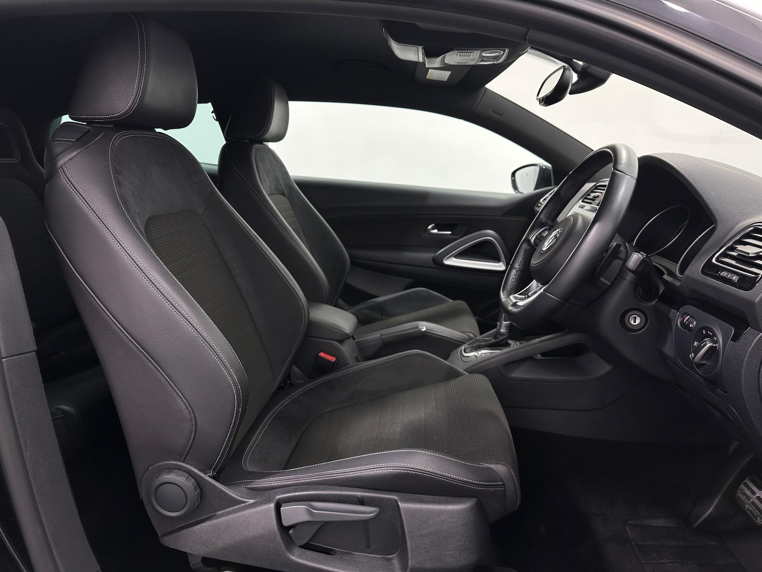 Used Volkswagen Scirocco 2018 for sale - 76878518: Photo 29