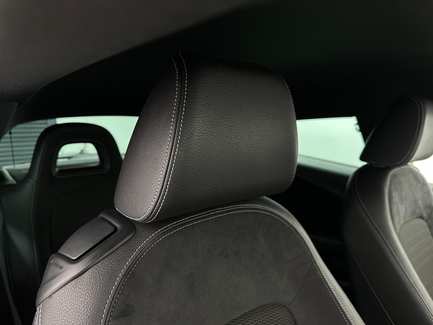 Used Volkswagen Scirocco 2018 for sale - 76878518: Photo 31