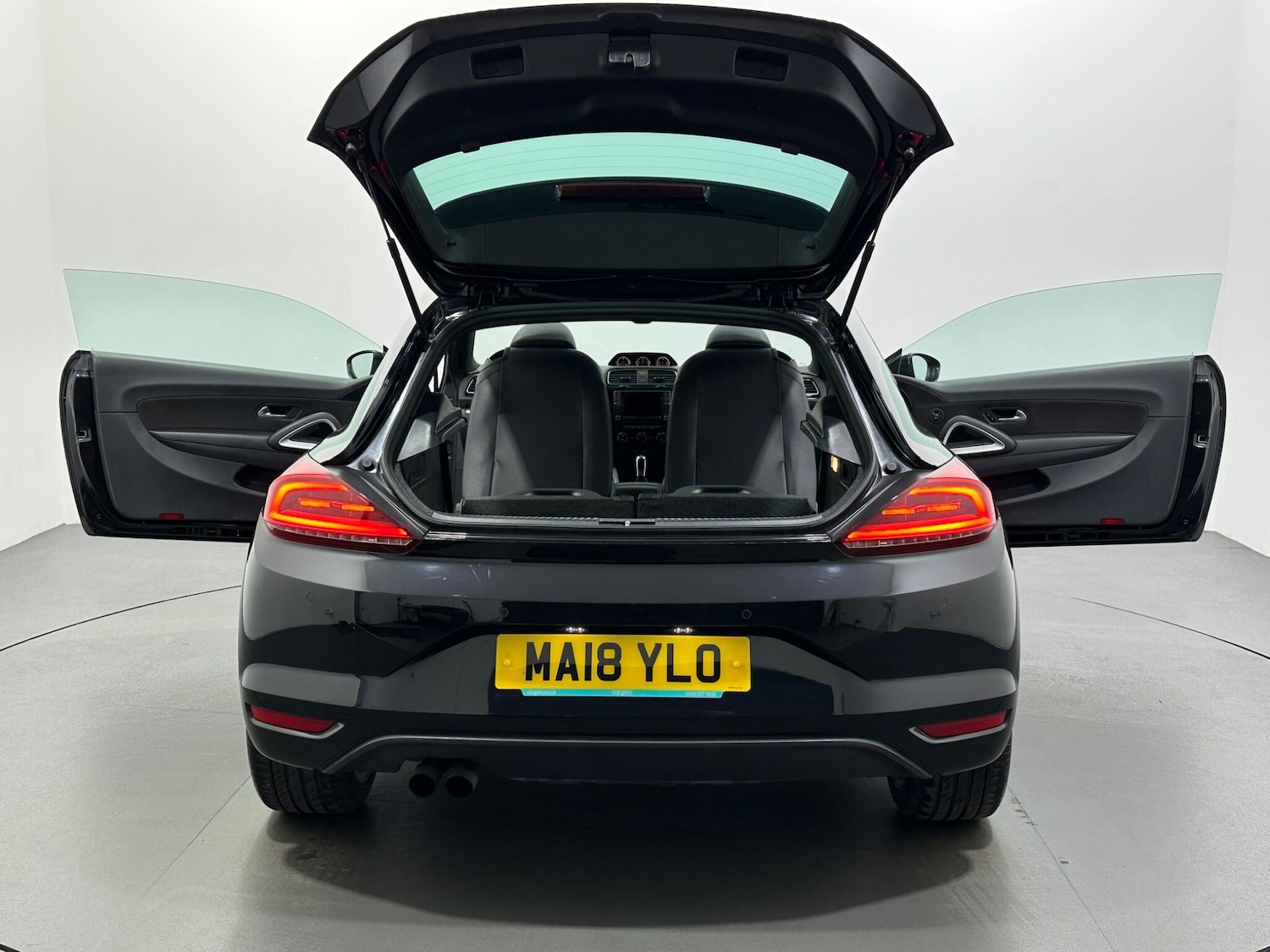 Used Volkswagen Scirocco 2018 for sale - 76878518: Photo 39