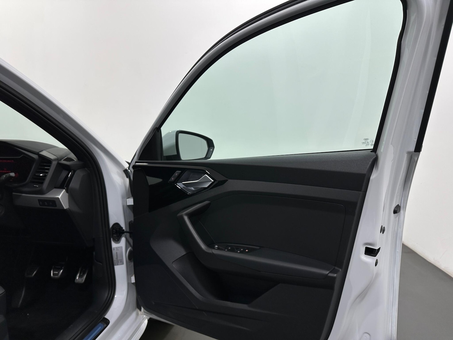 Used Audi A1 for sale - 78128032: Photo 31