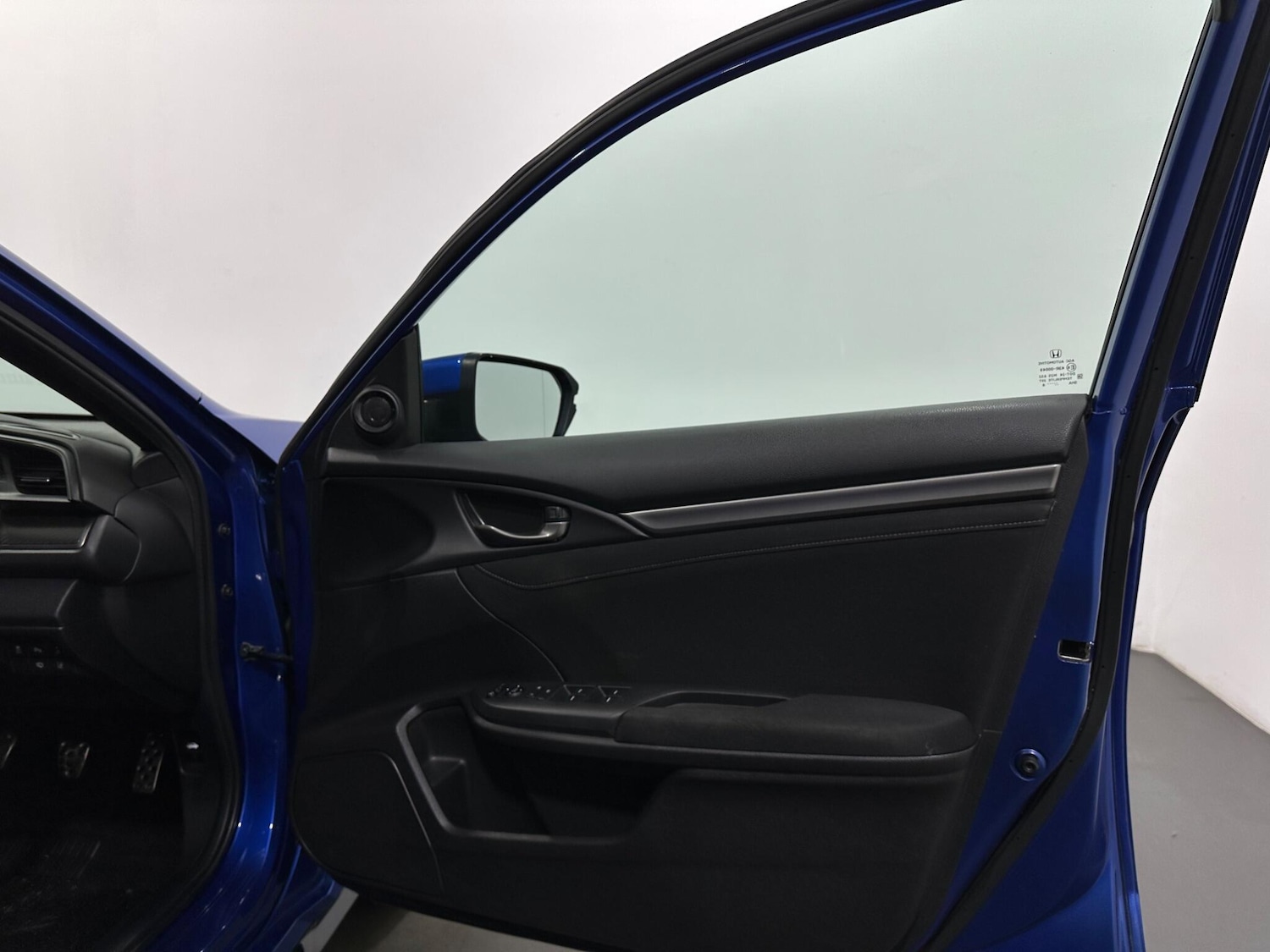 Used Honda Civic 2018 for sale - 78071986: Photo 32