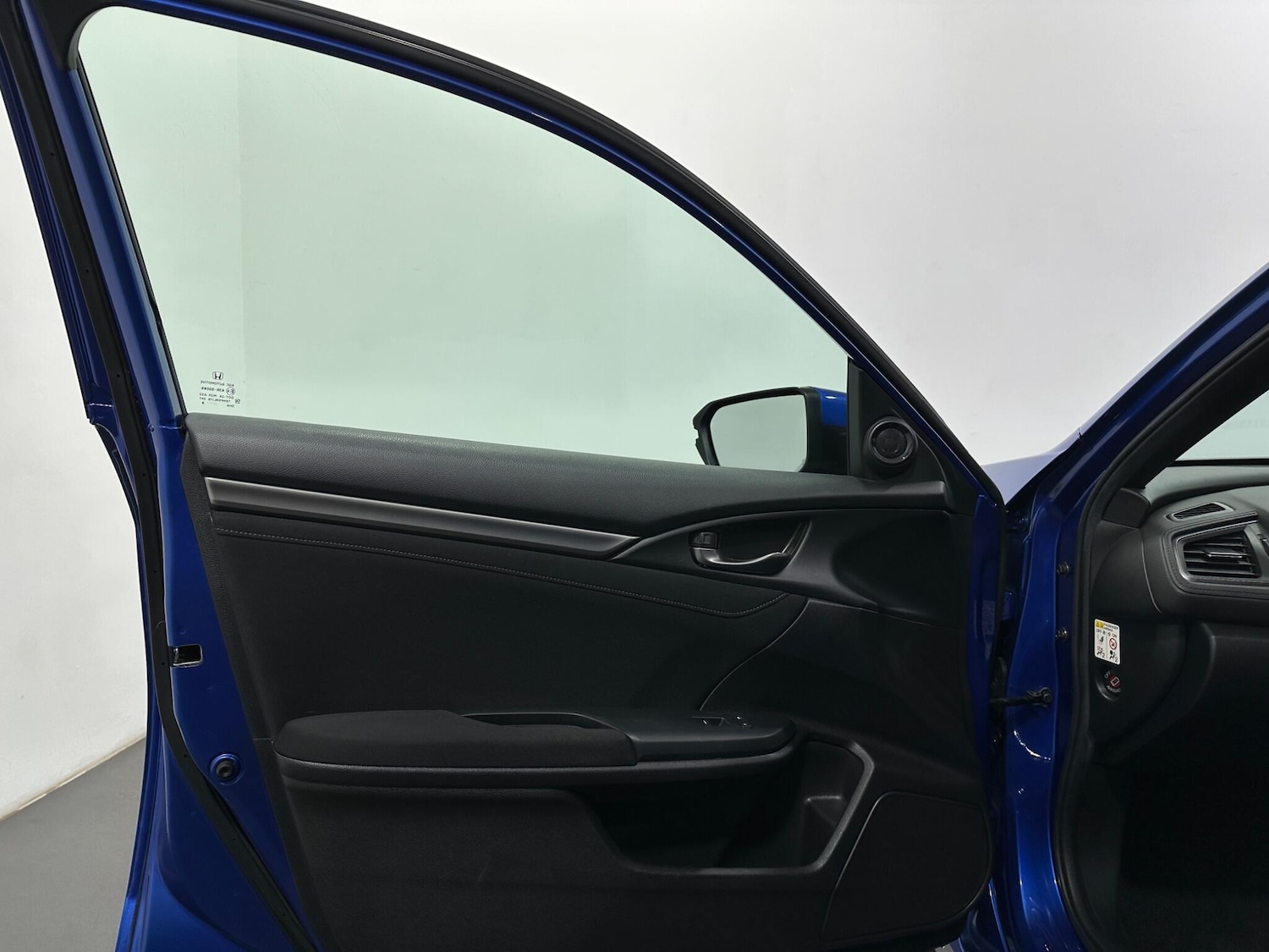 Used Honda Civic 2018 for sale - 78071986: Photo 36