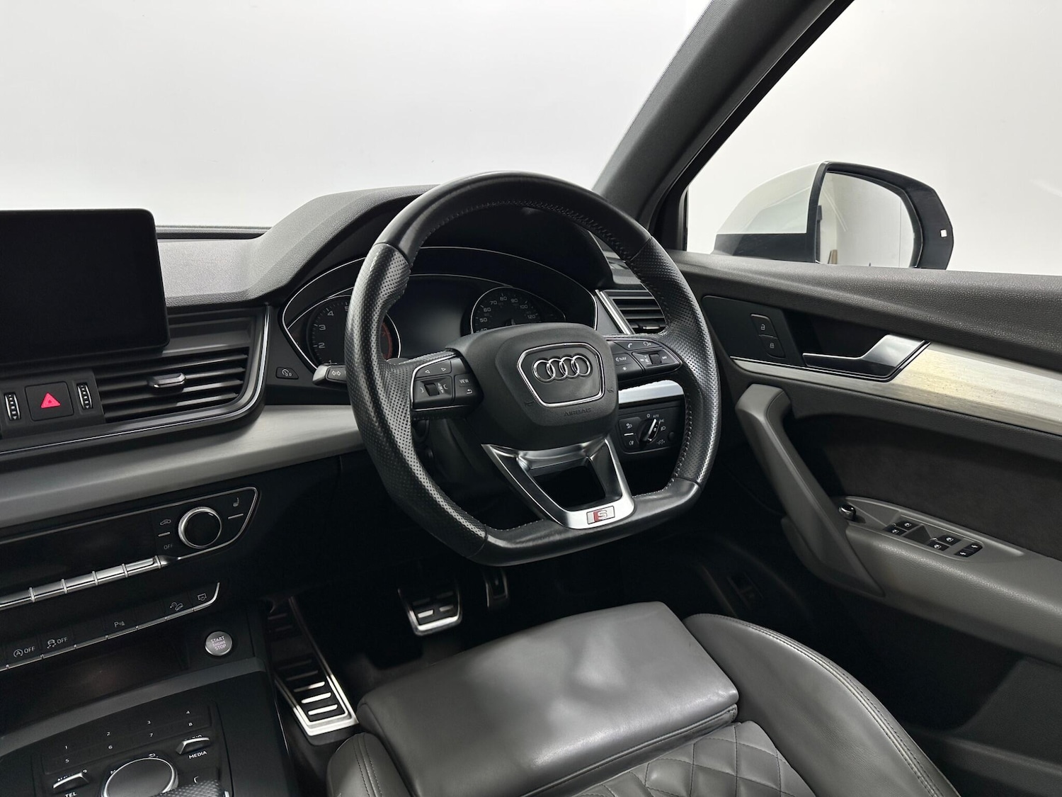 Used Audi Q5 2018 for sale - 77633469: Photo 12