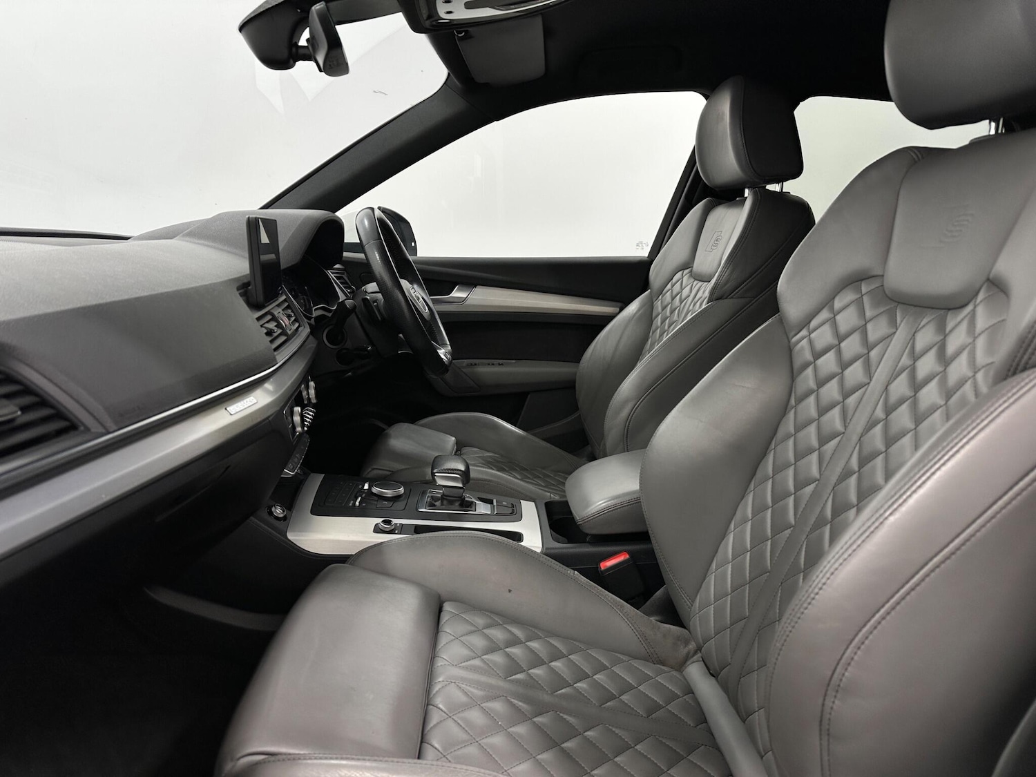 Used Audi Q5 2018 for sale - 77633469: Photo 35