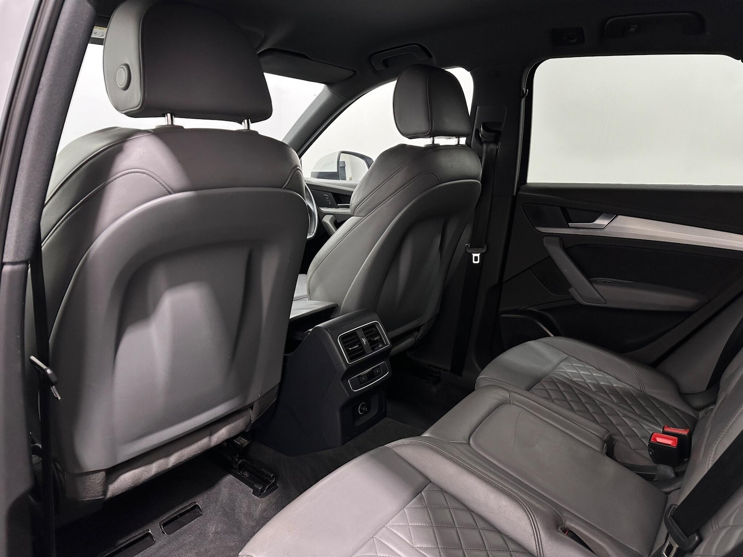 Used Audi Q5 2018 for sale - 77633469: Photo 38