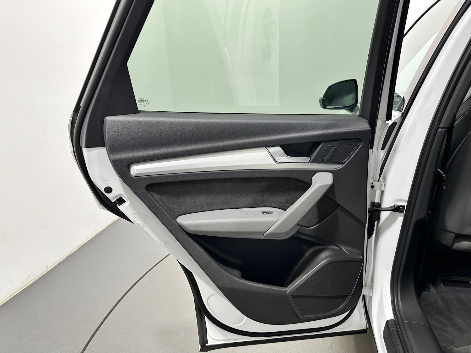 Used Audi Q5 2018 for sale - 77633469: Photo 41